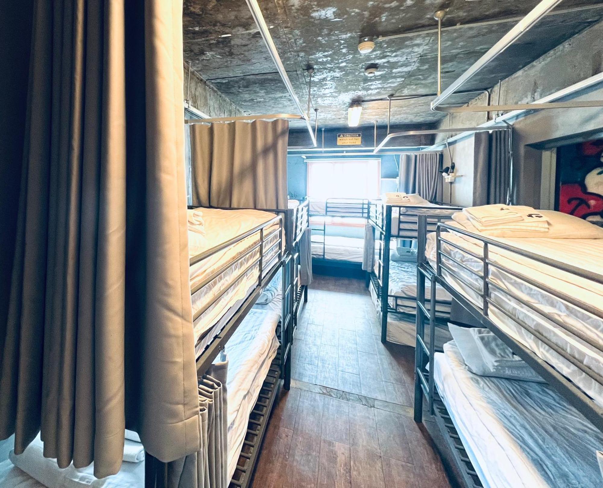 G Guesthouse Itaewon In Seoul Bagian luar foto