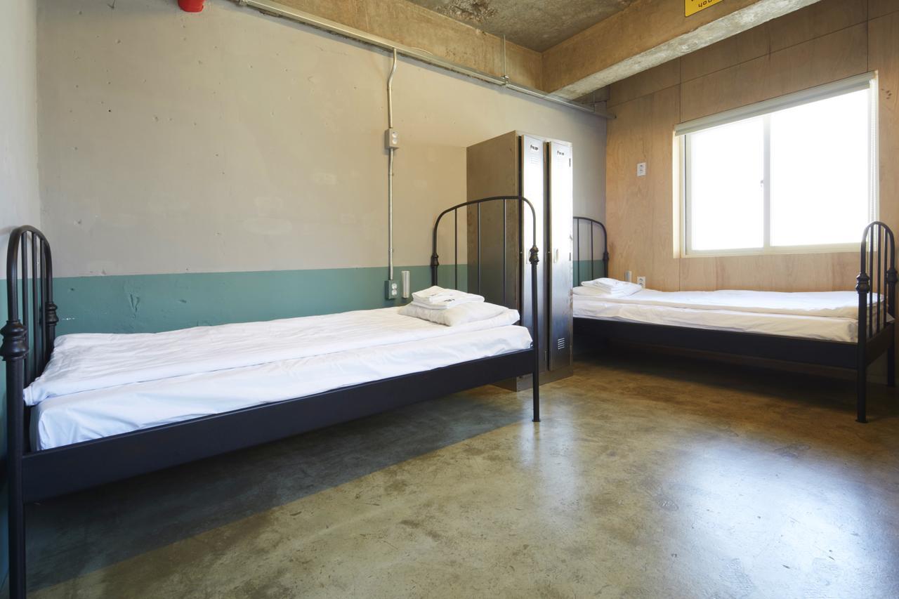 G Guesthouse Itaewon In Seoul Bagian luar foto