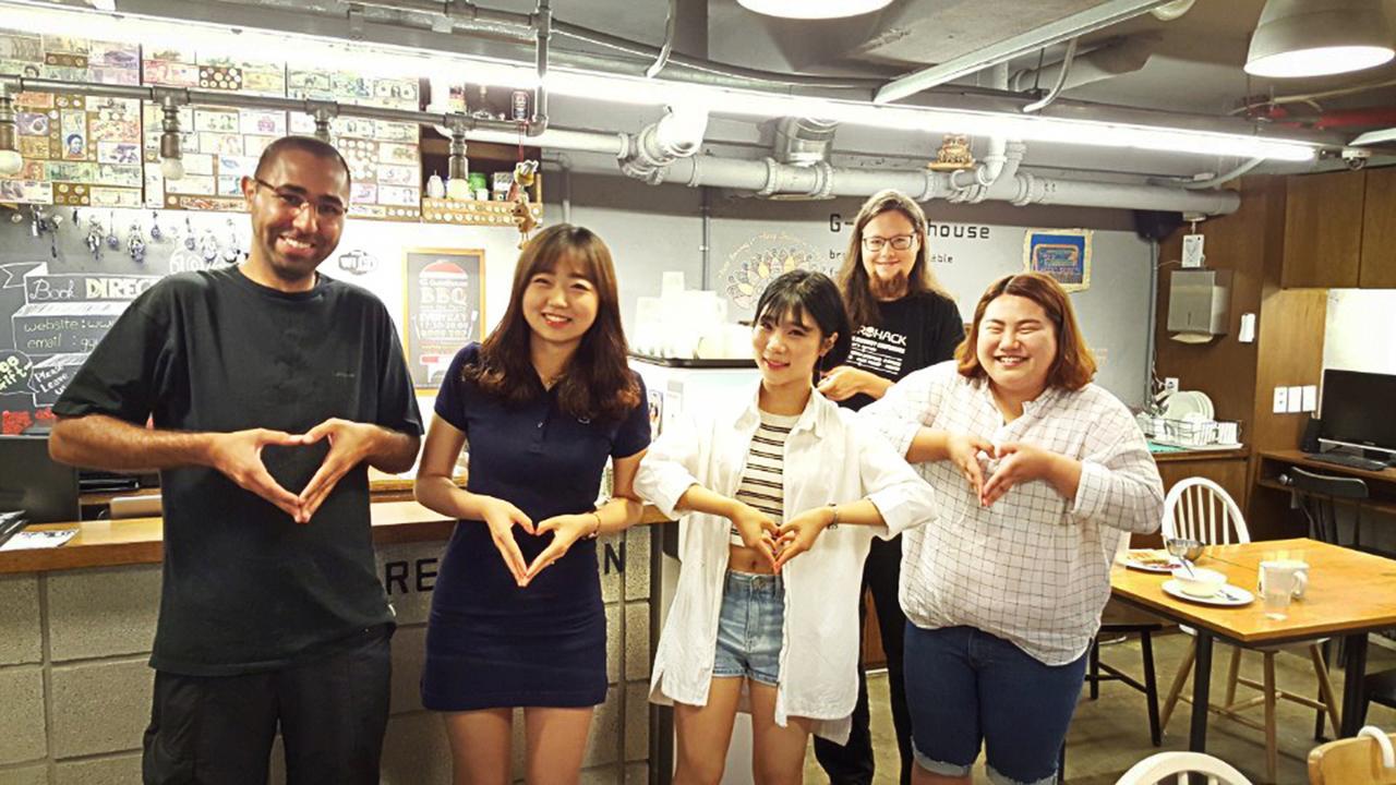 G Guesthouse Itaewon In Seoul Bagian luar foto